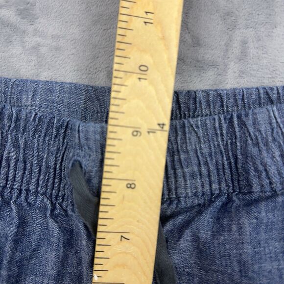 L.L. Bean Lakewashed Dock Shorts Womens Size 4 Blue Chambray Favorite Fit - Picture 9 of 10